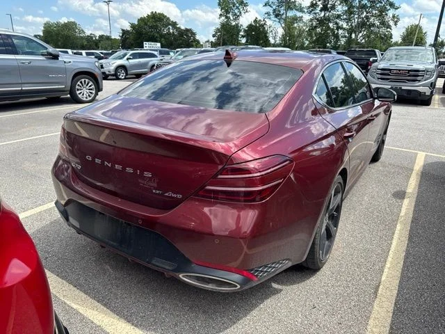 Used 2026 Cavendish Red Genesis 3.3T Sport Prestige image 10