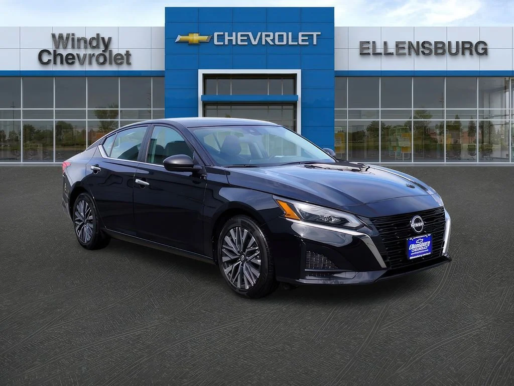 2025 Nissan Altima 2.5 SV's photo