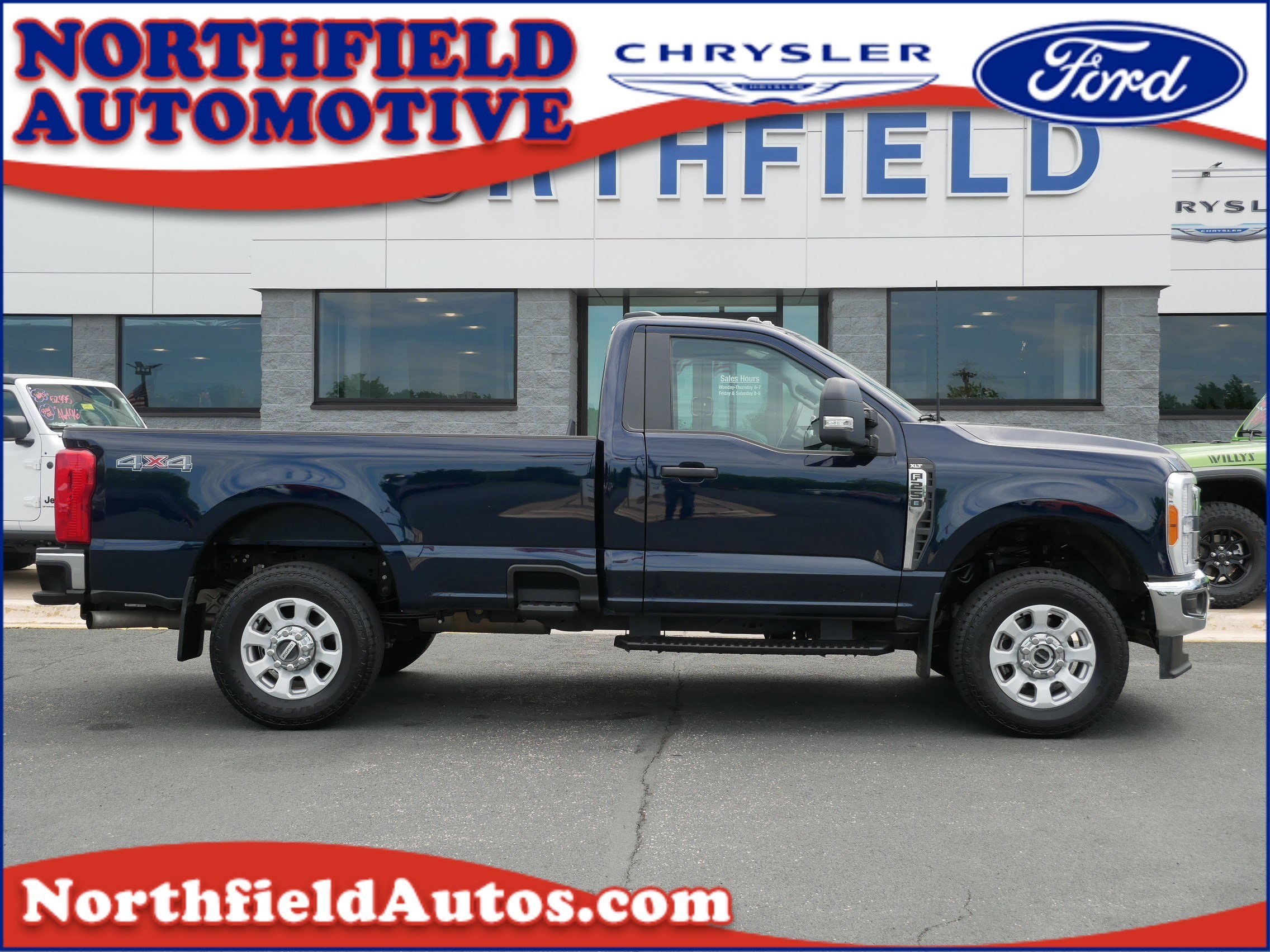 Used 2023 Blue Ford XLT image 1
