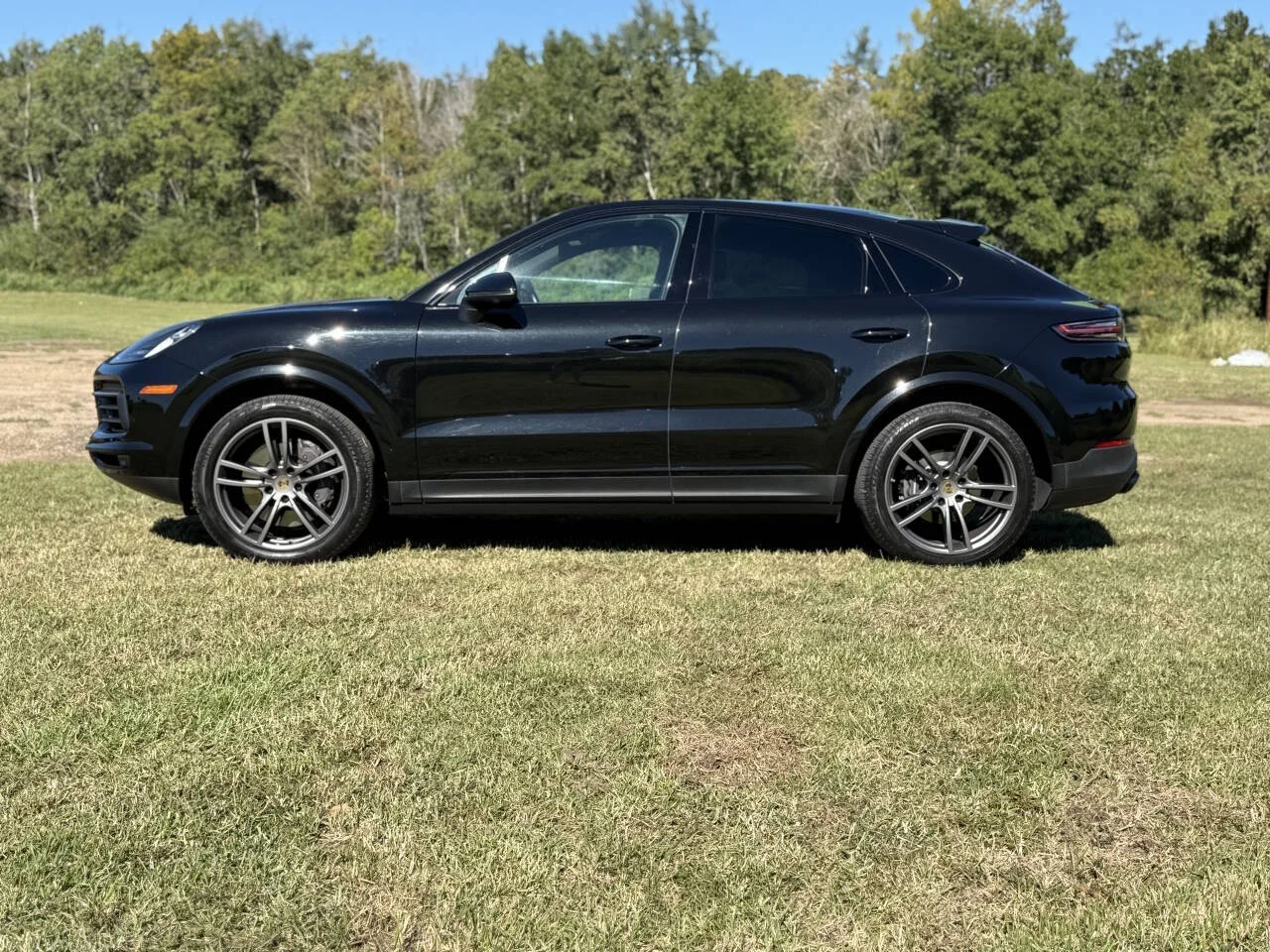 Used 2023 Black Porsche Coupe Platinum Edition AWD 4dr SUV image 8