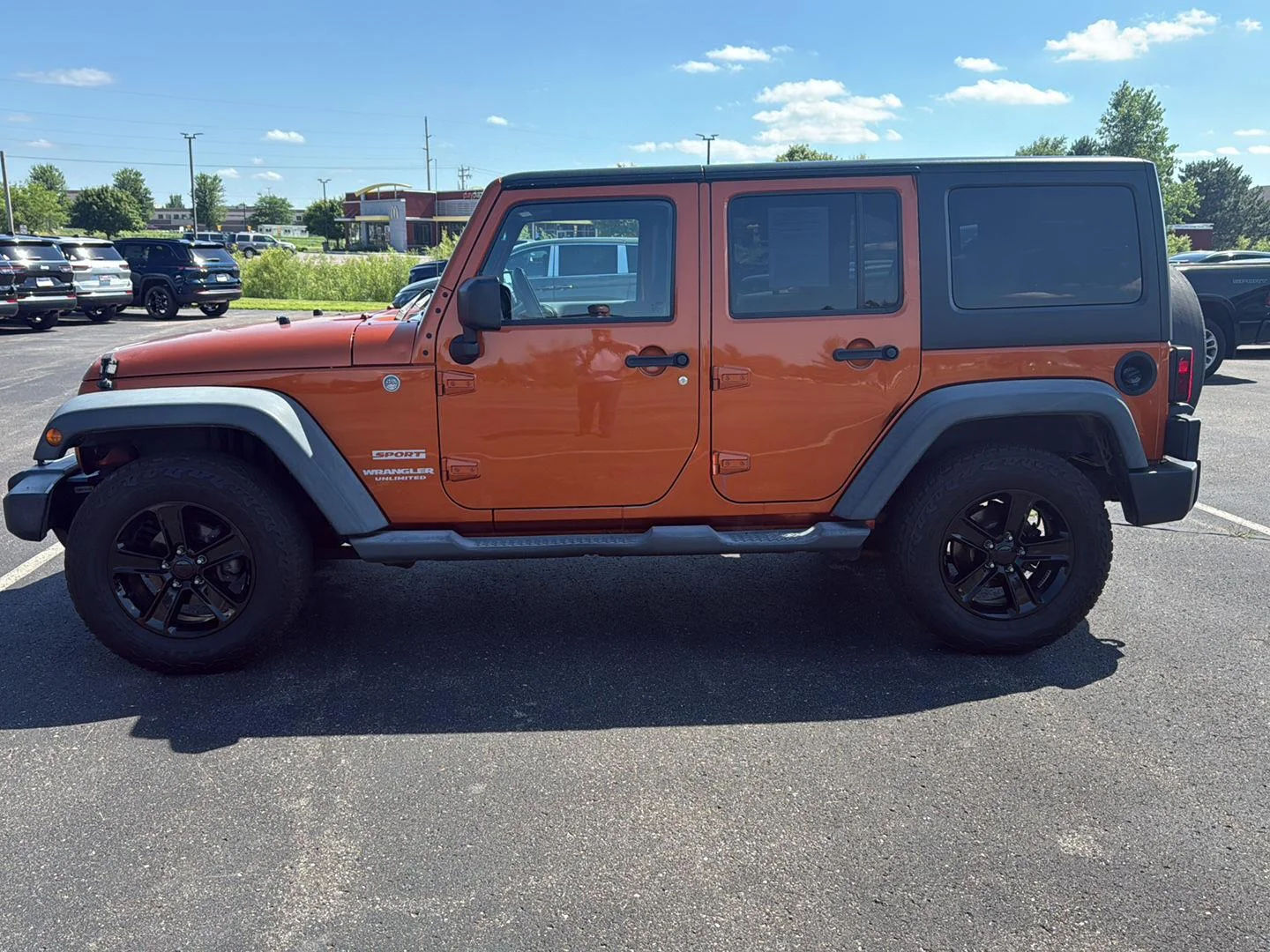 Used 2011 Jeep Wrangler Unlimited Sport with VIN 1J4BA3H18BL606694 for sale in Waconia, MN