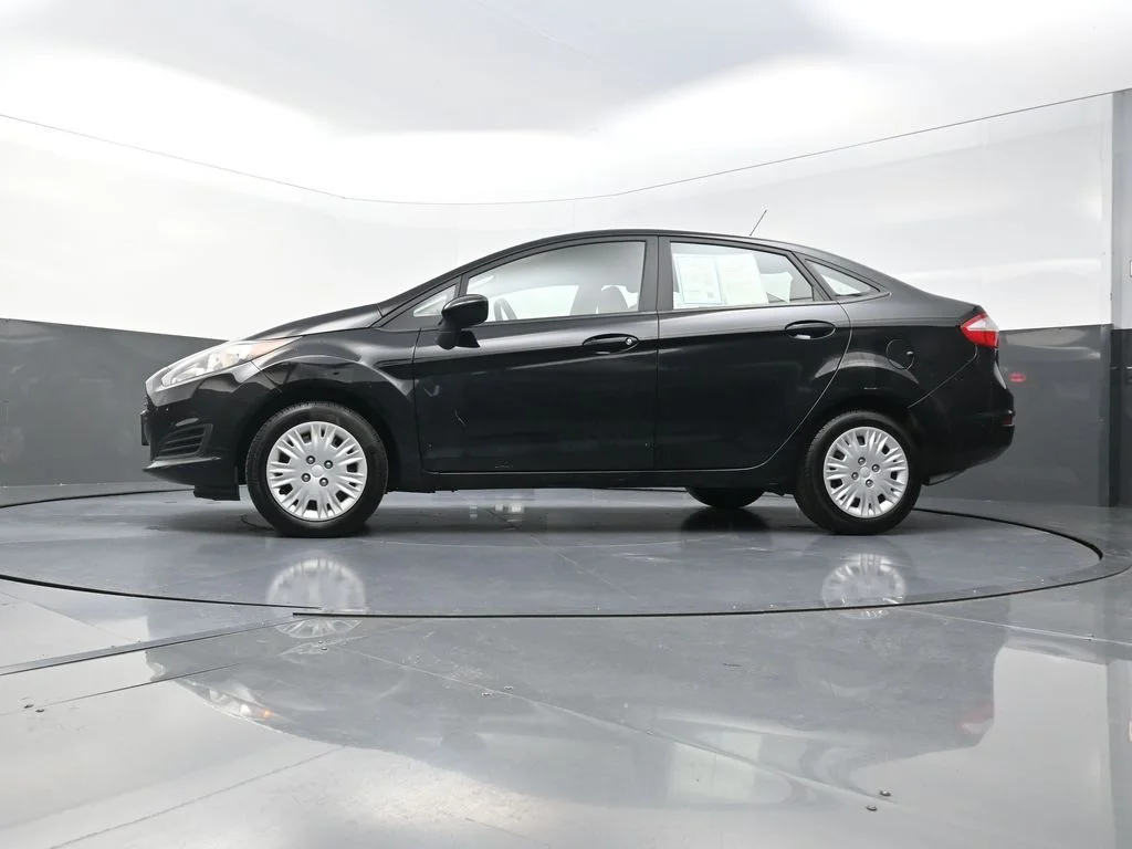 Used 2019 Black Ford S image 25