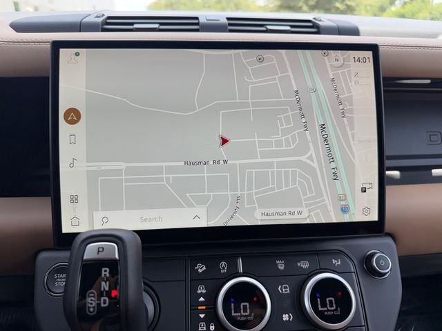 New 2026 Woolstone Green Land Rover X-Dynamic SE image 20