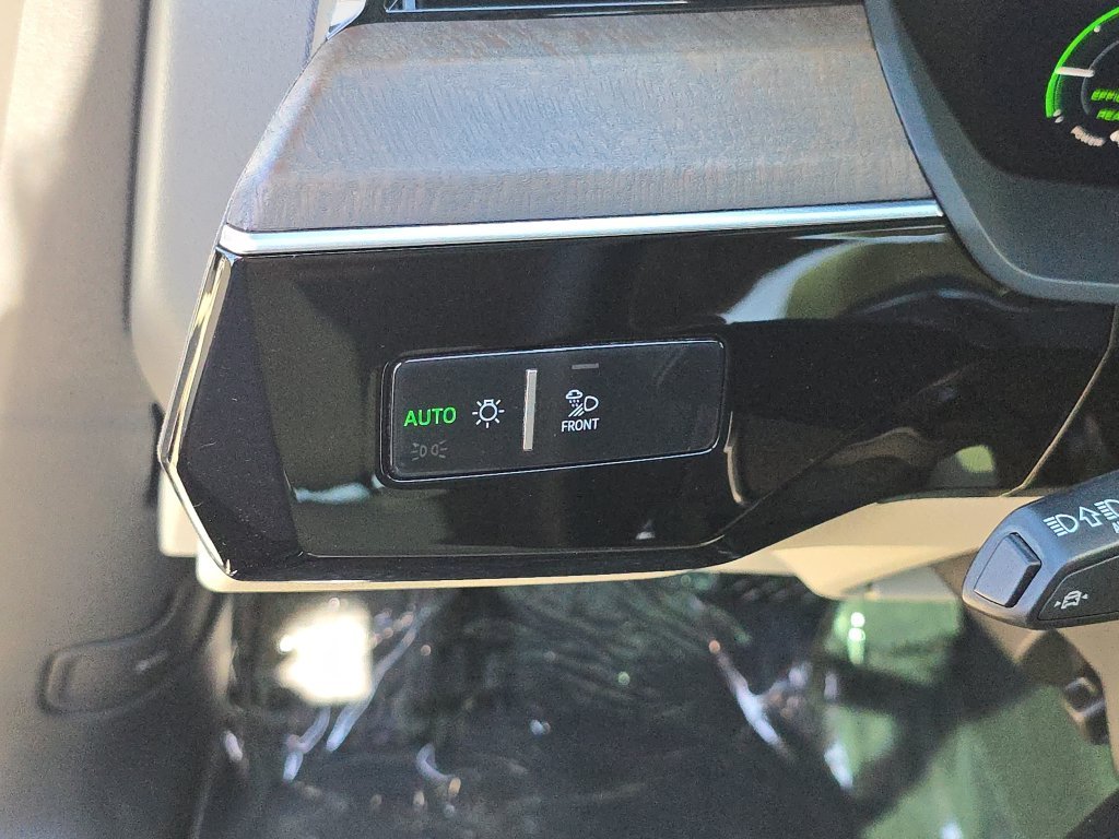 Used 2024 White Audi Premium Plus image 32