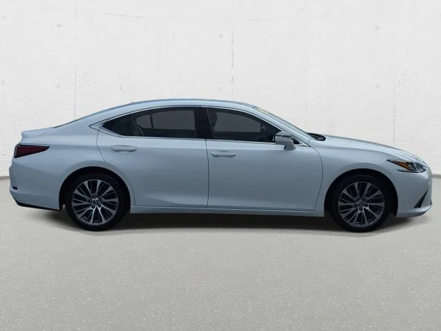 Used 2019 White Pearl Lexus 350 Luxury image 4