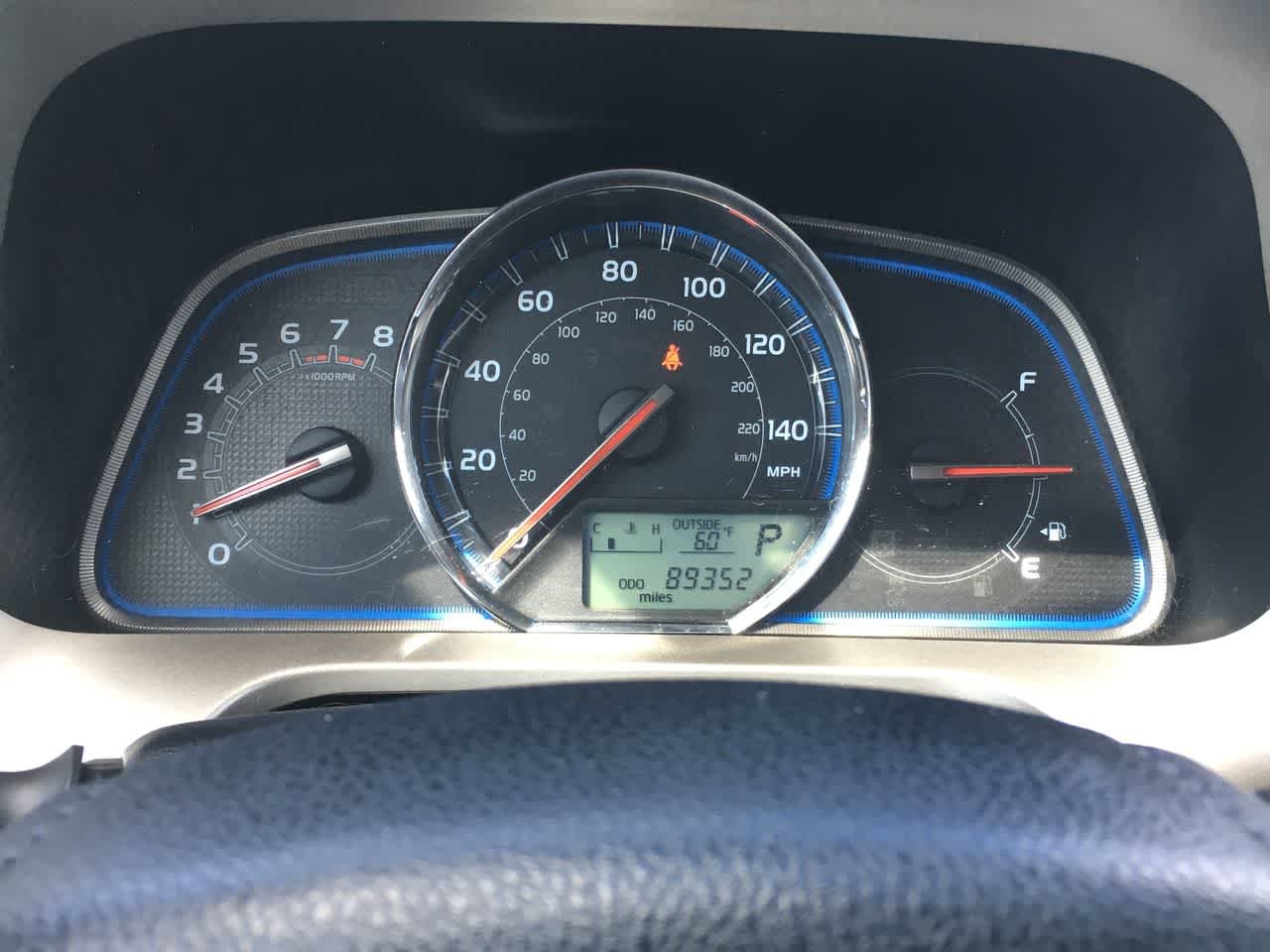 Used 2013  Toyota Limited image 25