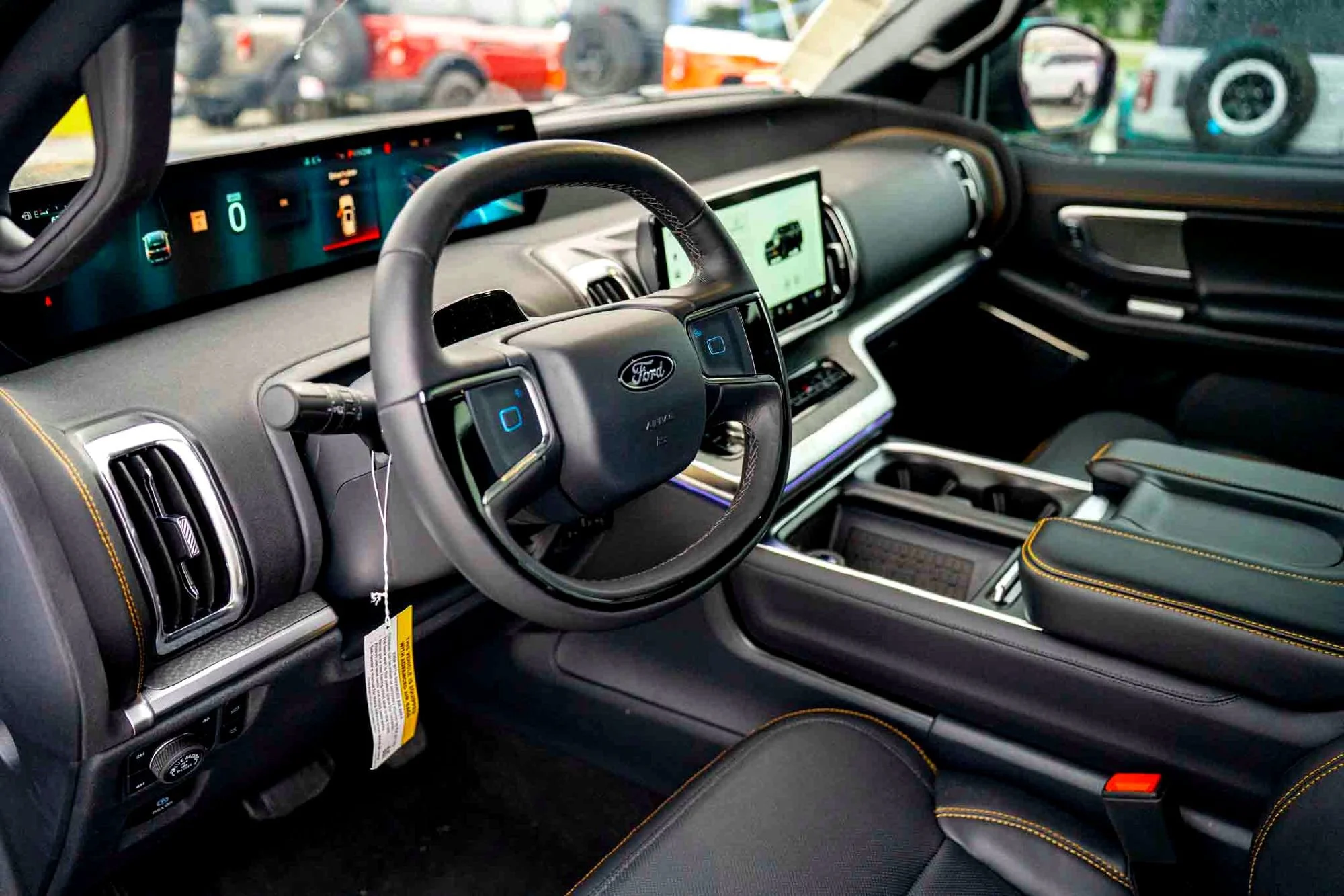 2025 Ford Expedition Tremor - Photo 10