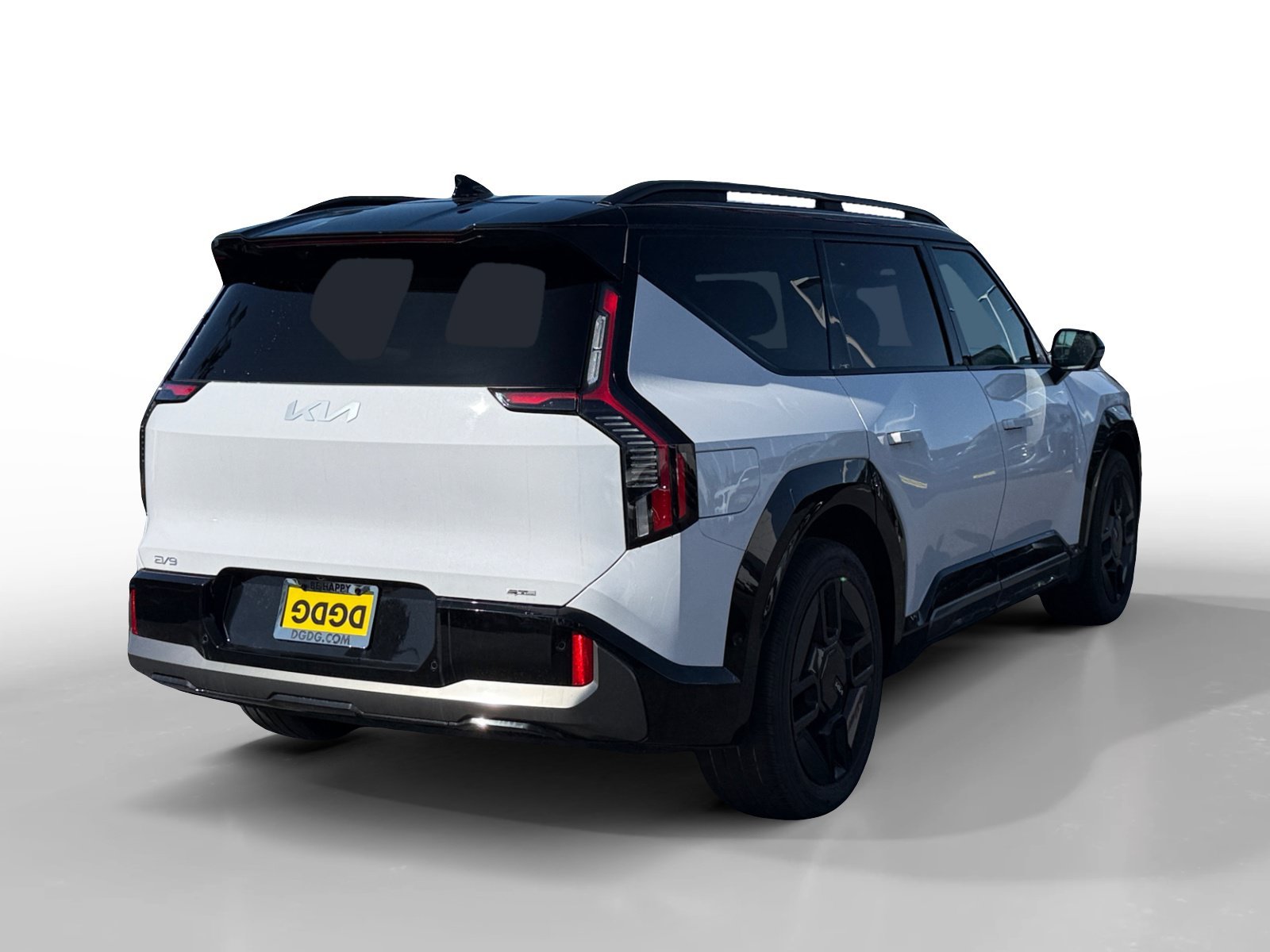 New 2026 Glacial White Pearl / Black Ro Kia GT-Line AWD image 5
