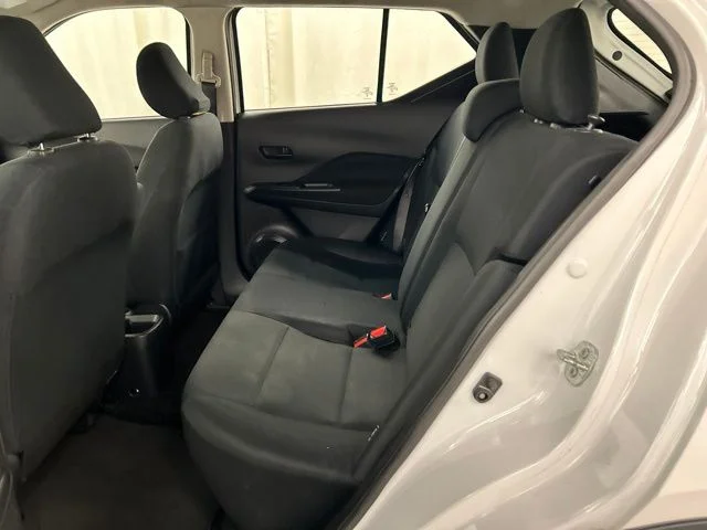 Used 2024 White Nissan S image 19