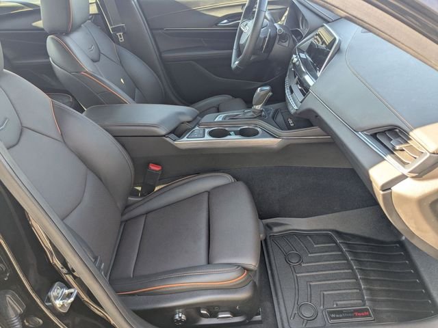 Used 2025 Black Cadillac Sport image 21