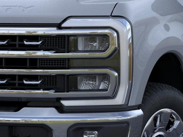 New 2026 Glacier Gray Metallic Tri-Coat Ford F-250® Lariat® image 38