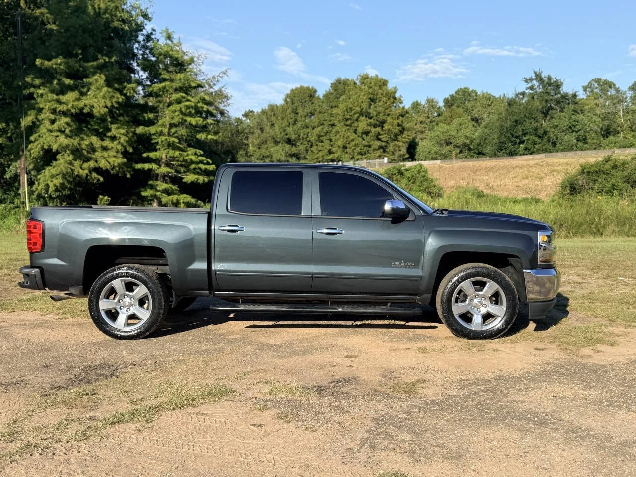 Used 2018 Charcoal Chevrolet LT 4x2 4dr Crew Cab 5.8 ft. SB image 6