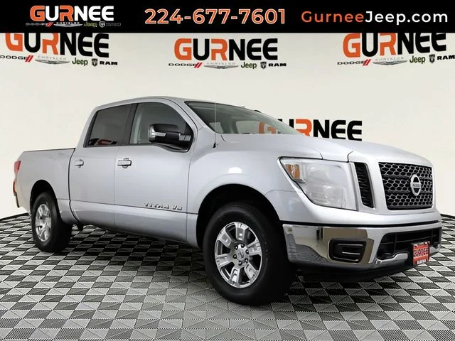 Used 2019 Silver Nissan SV image 1