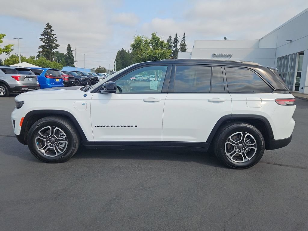 Certified Used 2022 White Jeep Trailhawk 4xe image 3
