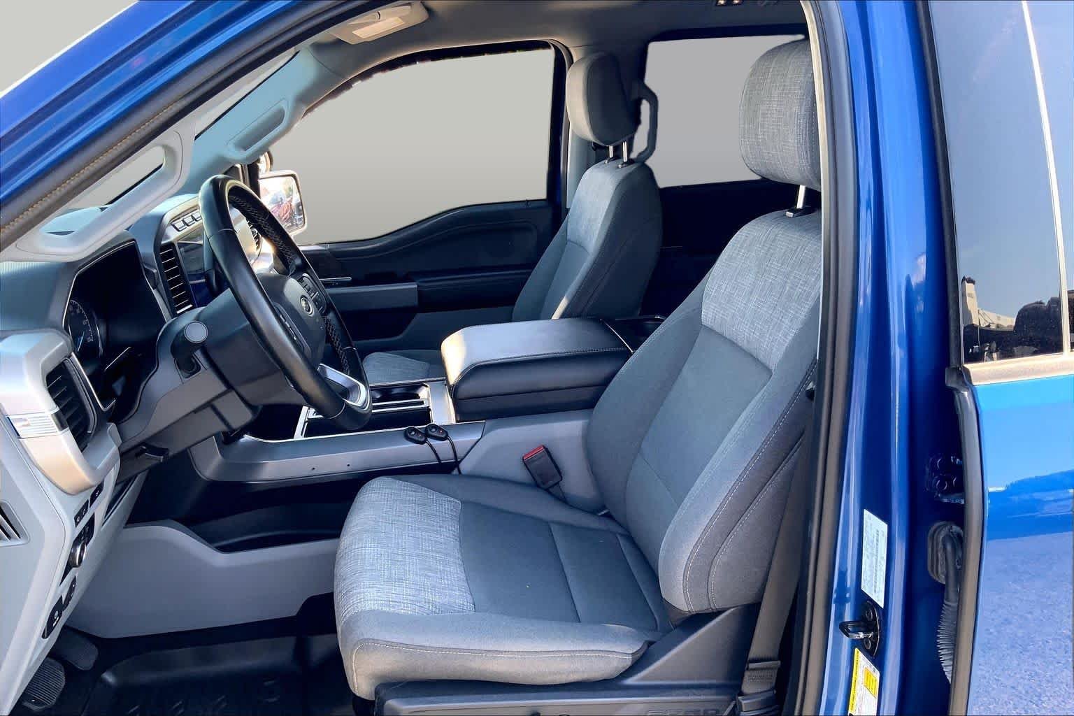 Certified Used 2023 Atlas Blue Metallic Ford XLT image 8