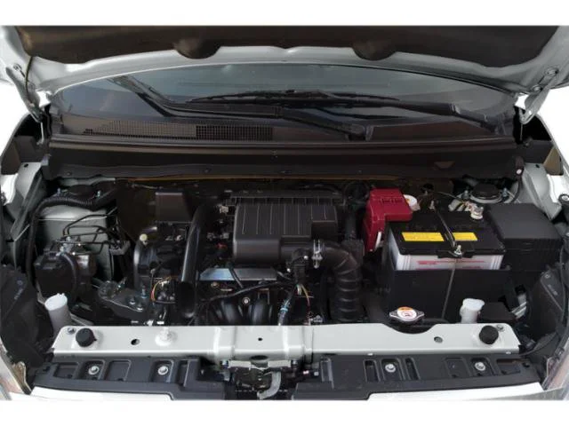 Used 2020 Wine Red Metallic Mitsubishi ES image 12