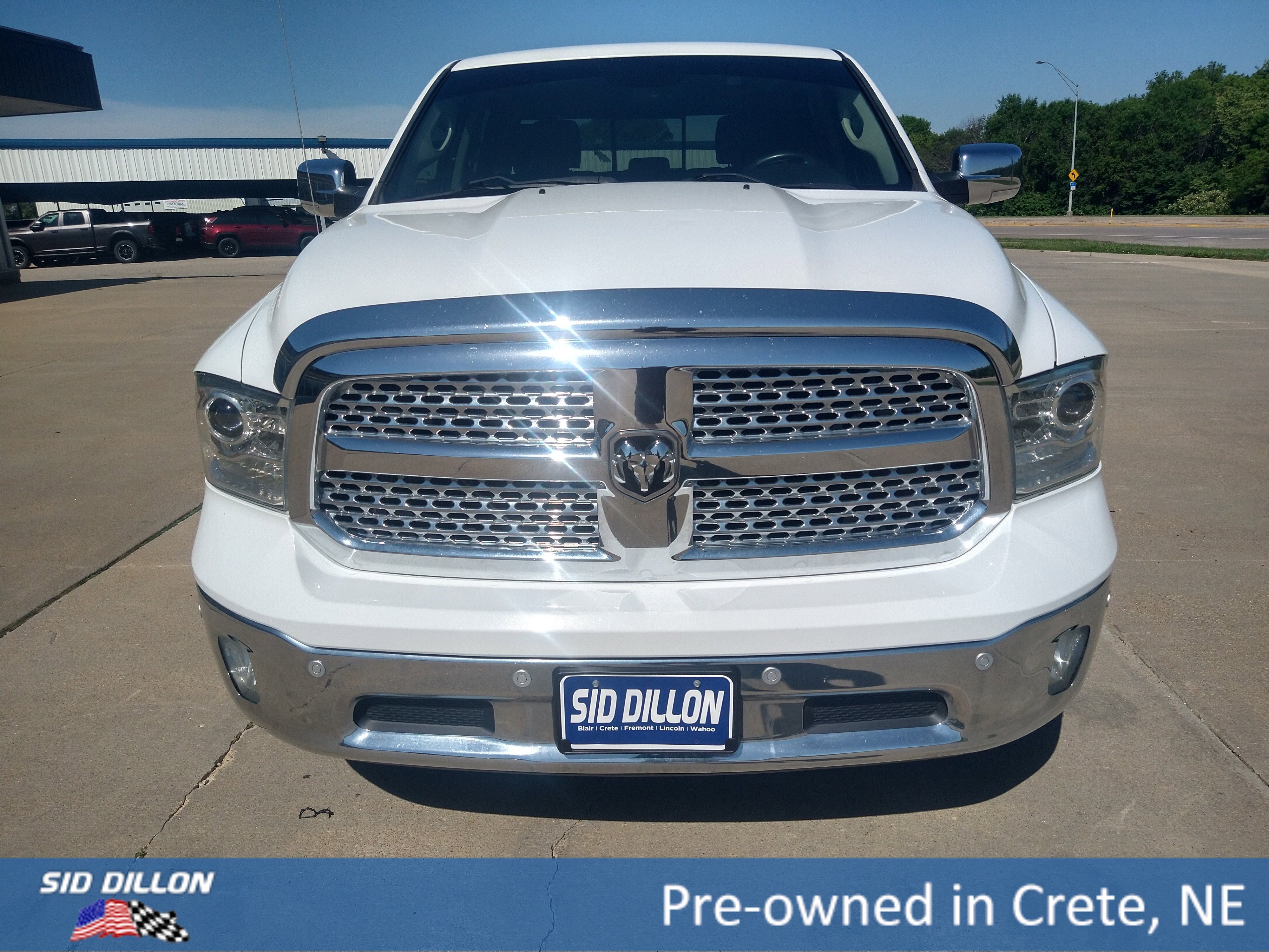 Used 2018 Bright White Clearcoat Ram Laramie image 14