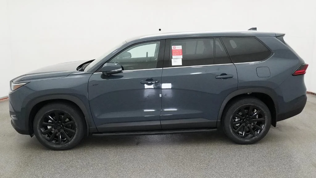 New 2026 Storm Cloud Toyota XLE image 21