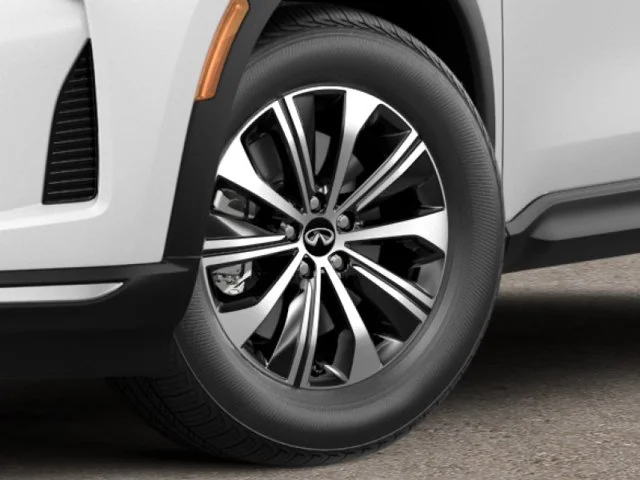 New 2027 RADIANT WHITE INFINITI Pure FWD image 6