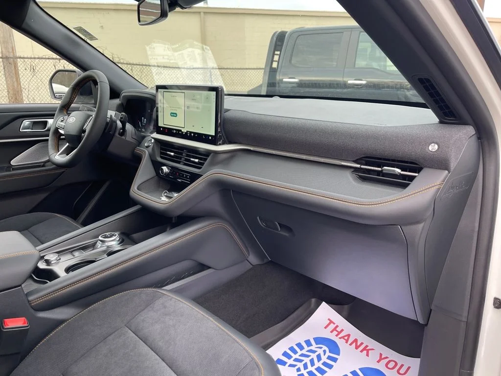 New 2026 Star White Metallic Tri-Coat Ford Tremor® image 18