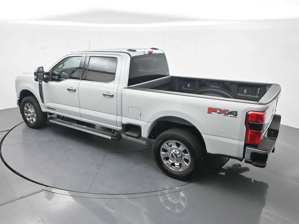 New 2026 Avalanche Ford F-250® Lariat® image 30