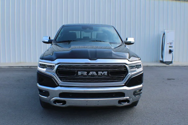 Used 2021 Diamond Black Crystal Pearlcoat Ram Limited image 18