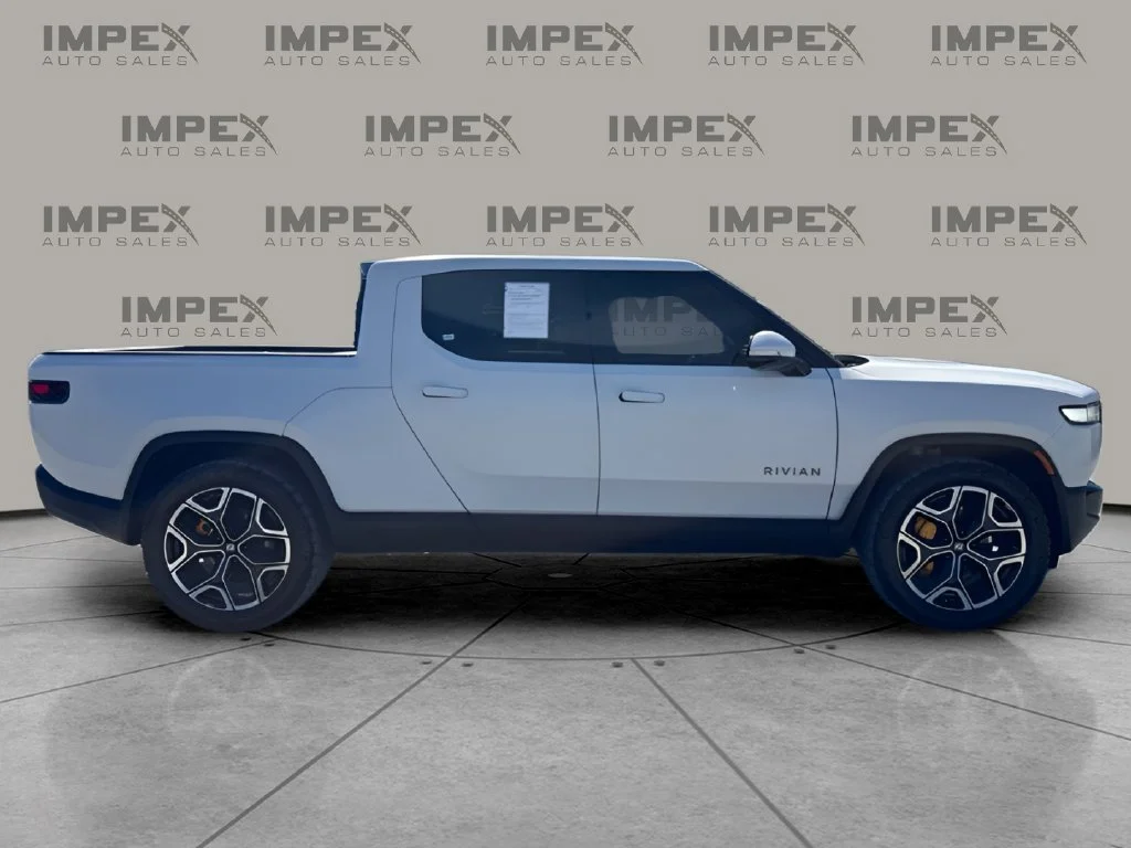 Used 2022 White Rivian Adventure image 6