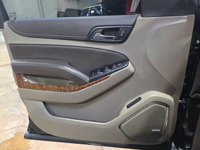 Used 2020 Black Chevrolet Premier image 29