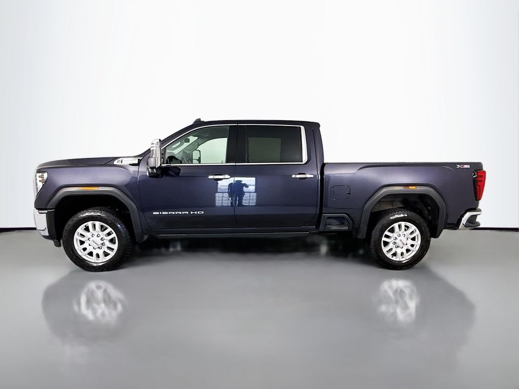 Used 2024 Silver GMC SLT image 2
