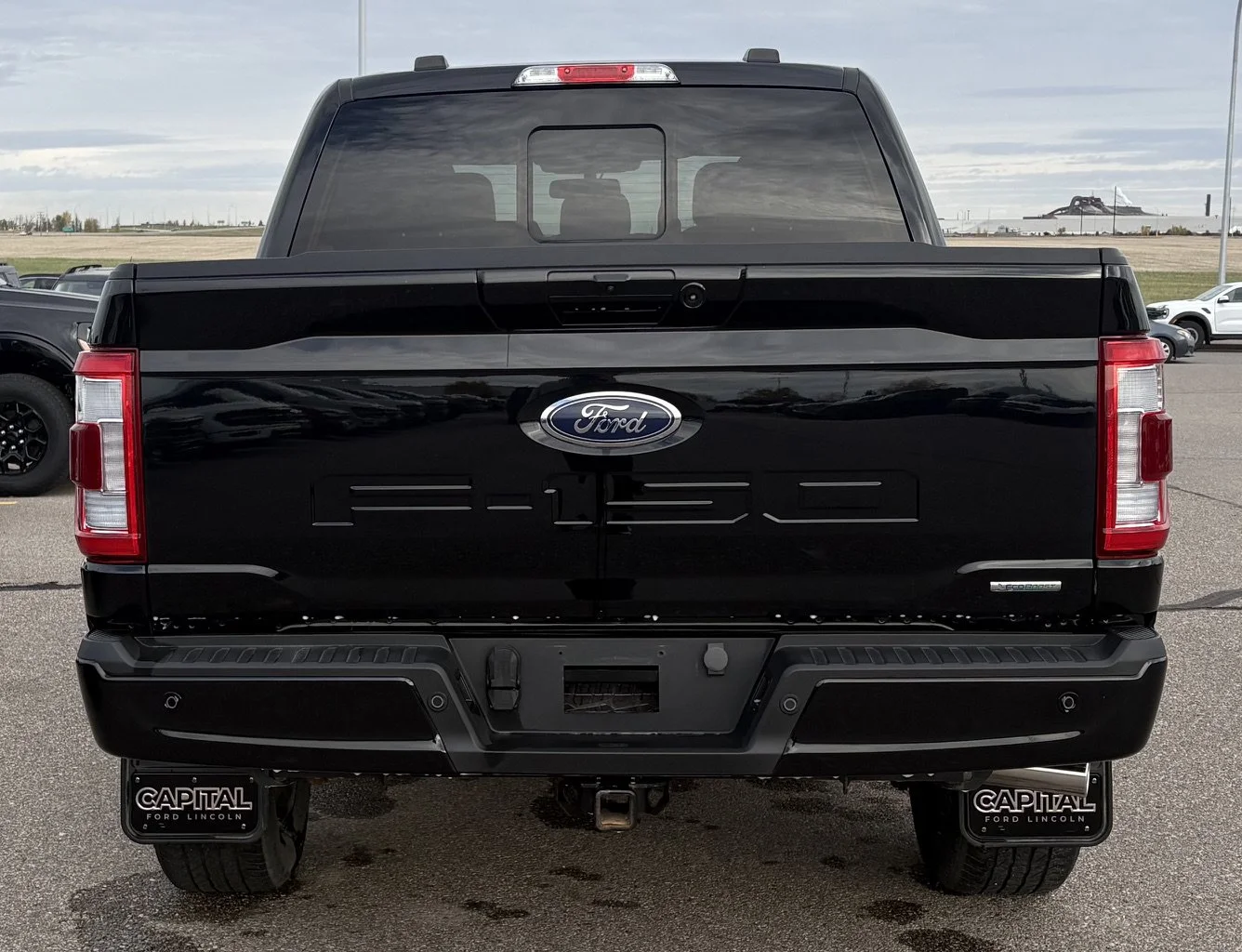 Used 2023 BLACK Ford LARIAT SuperCrew   **New Arrival** image 4