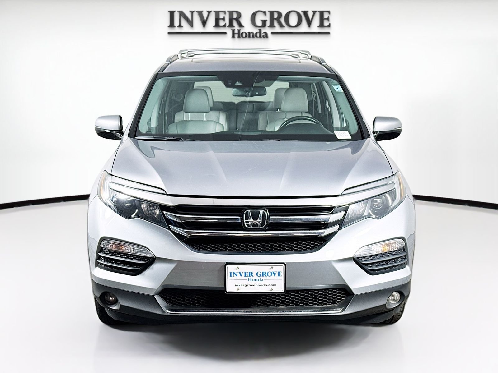 Used 2017 Honda Pilot Elite with VIN 5FNYF6H02HB076678 for sale in Inver Grove Heights, Minnesota