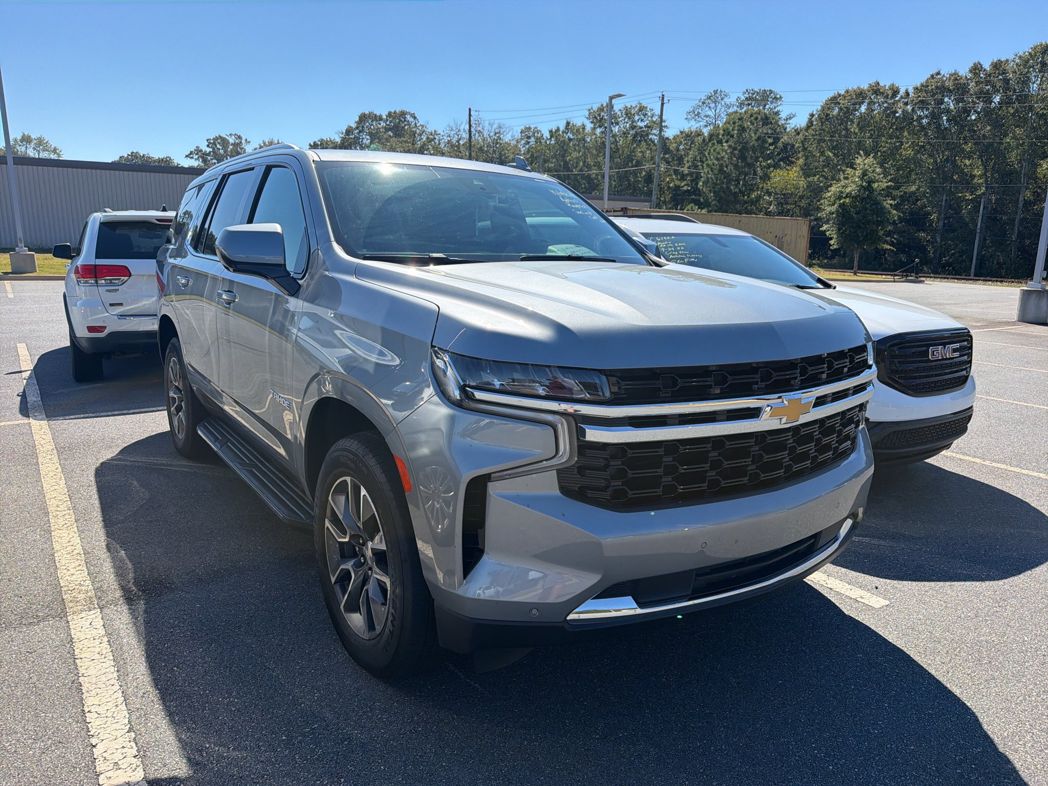 Used 2023 STERLING GRAY METALLIC Chevrolet LS image 3