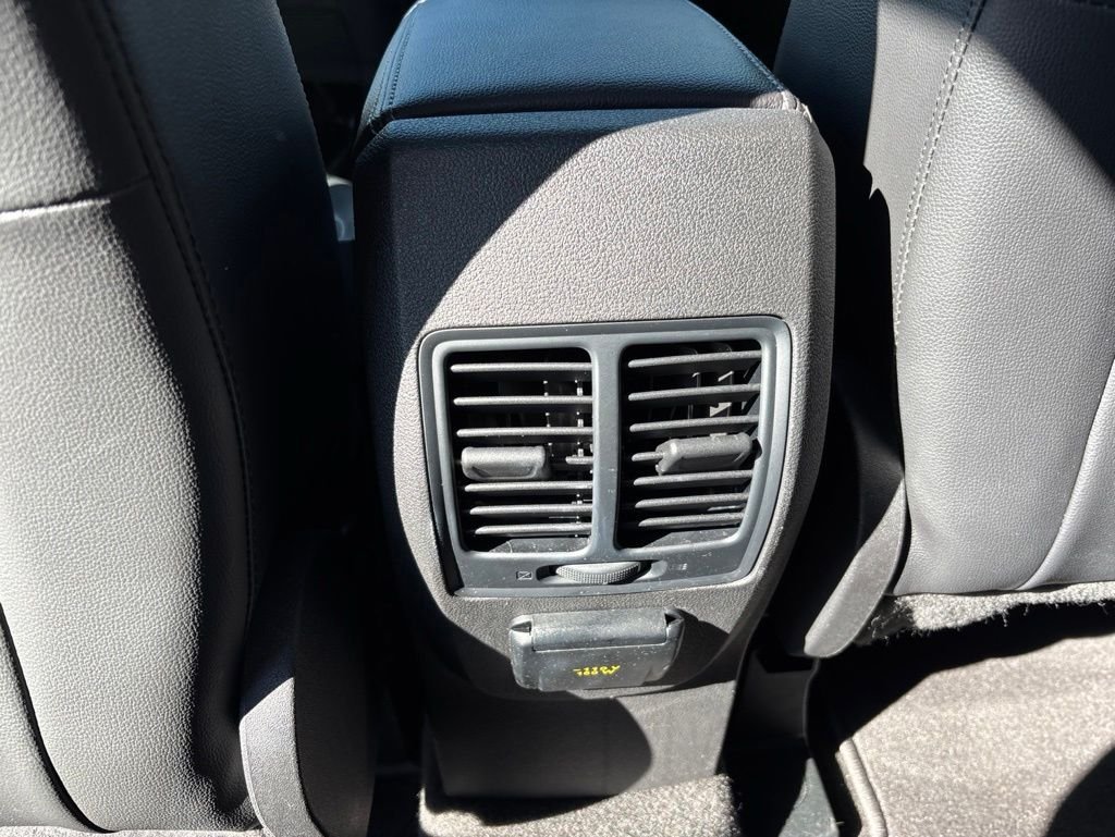 Used 2018 Red Ford Titanium image 19