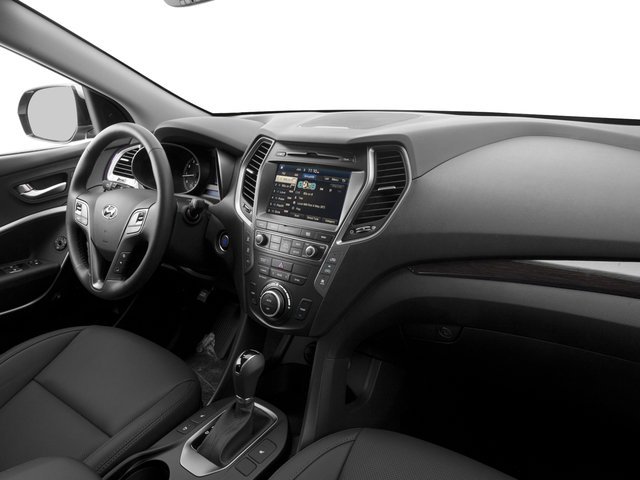2017 Hyundai Santa Fe SE - Photo 19