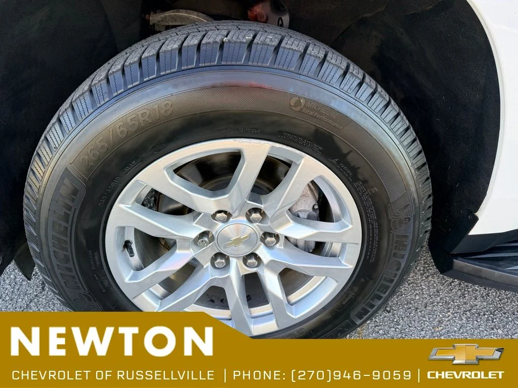 Used 2022 Summit White Chevrolet LT image 31