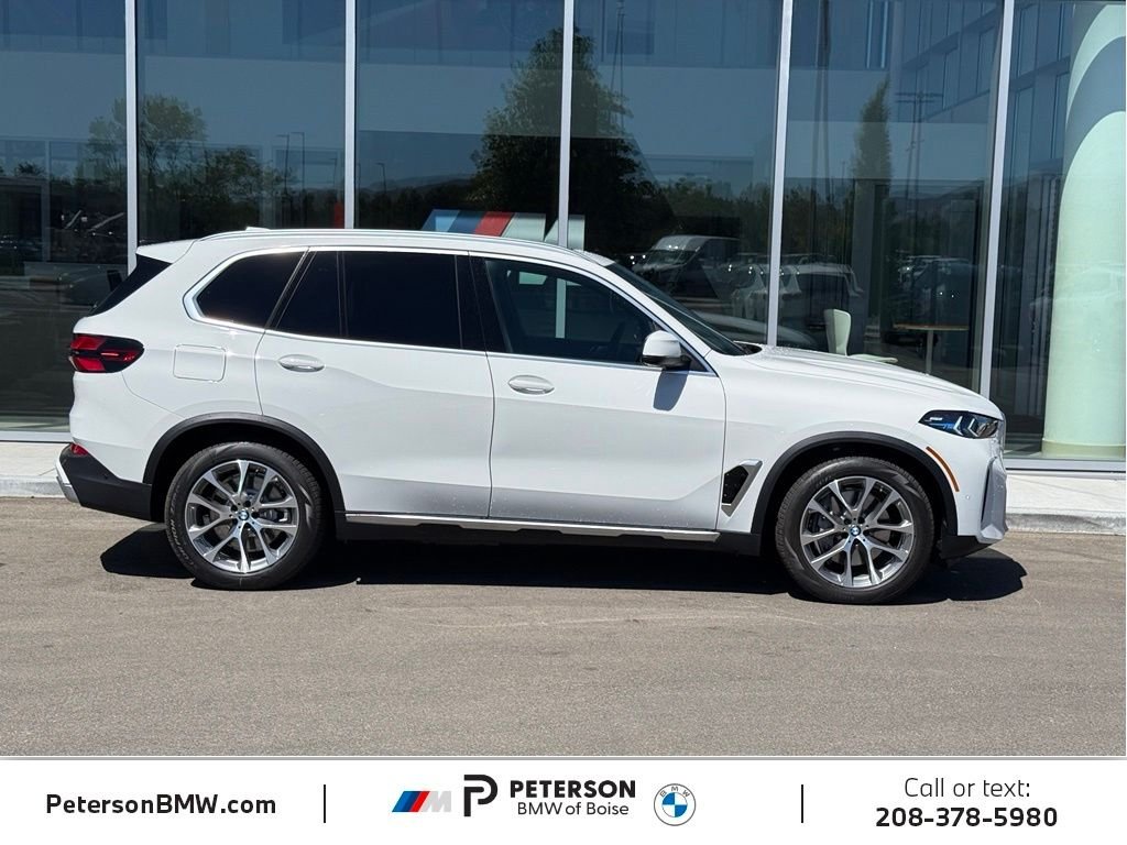 New 2026 Alpine White BMW xDrive50e image 6