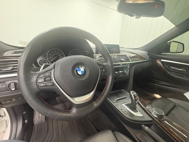 Used 2017 White BMW 330i xDrive image 18