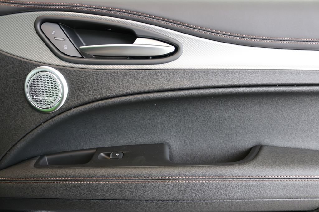 2025 Alfa Romeo Stelvio Intensa - Photo 40