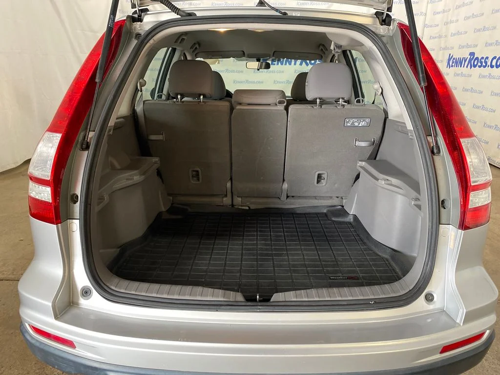 Used 2011 White Honda LX image 14
