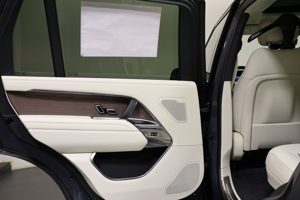 2026 Land Rover Range Rover SE - Photo 32