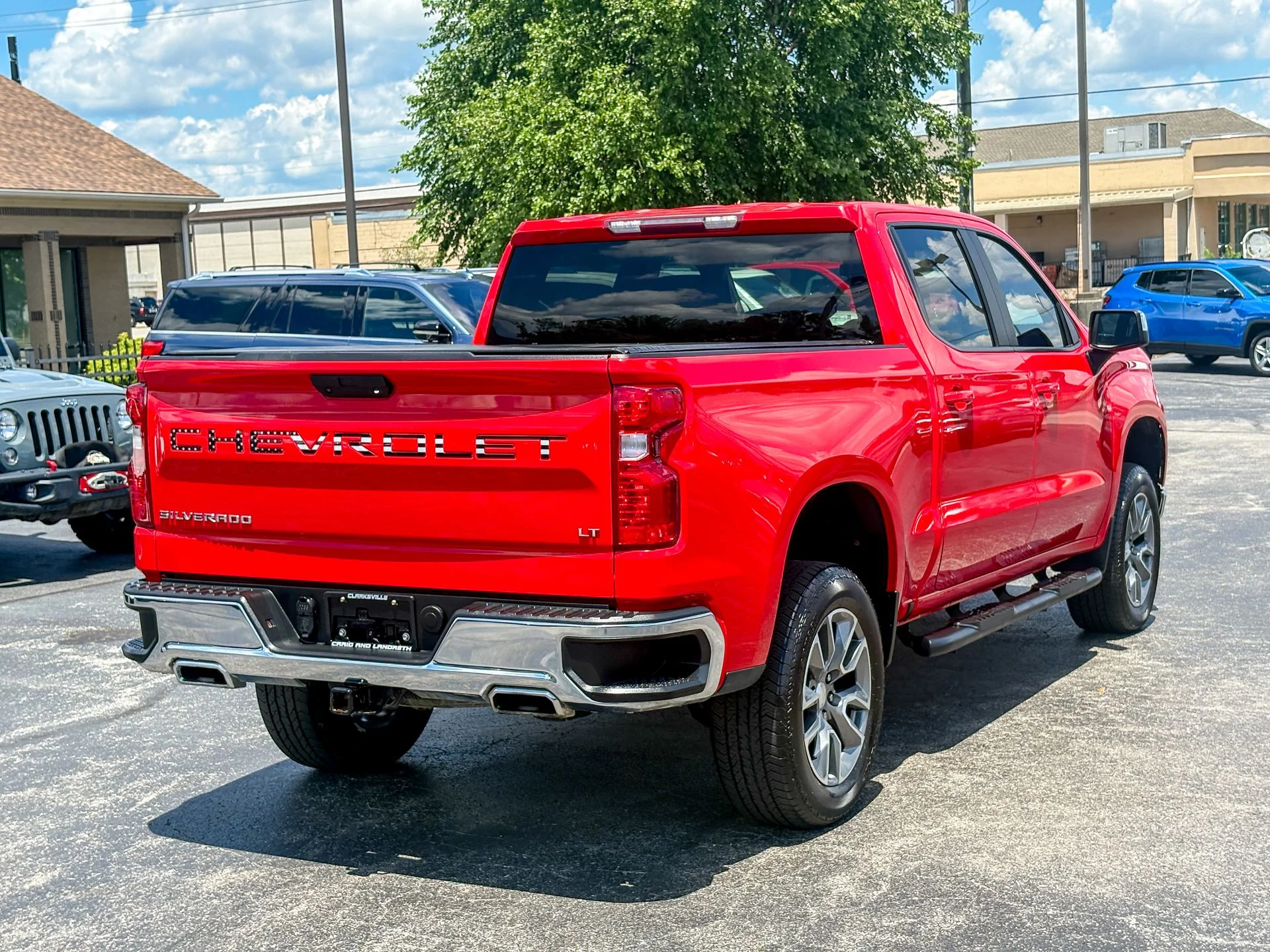 Used 2022 Red Chevrolet LT image 18