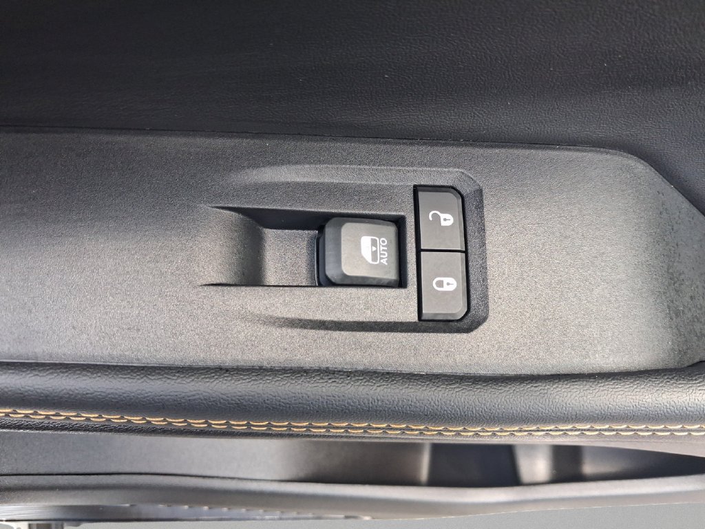 New 2026 Silver Jeep Laredo image 31
