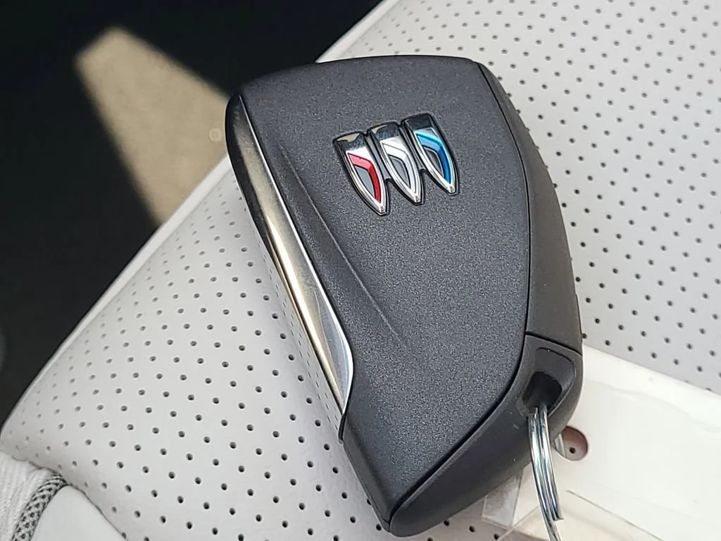 New 2026 Quartz Blue Metallic Buick Avenir image 24