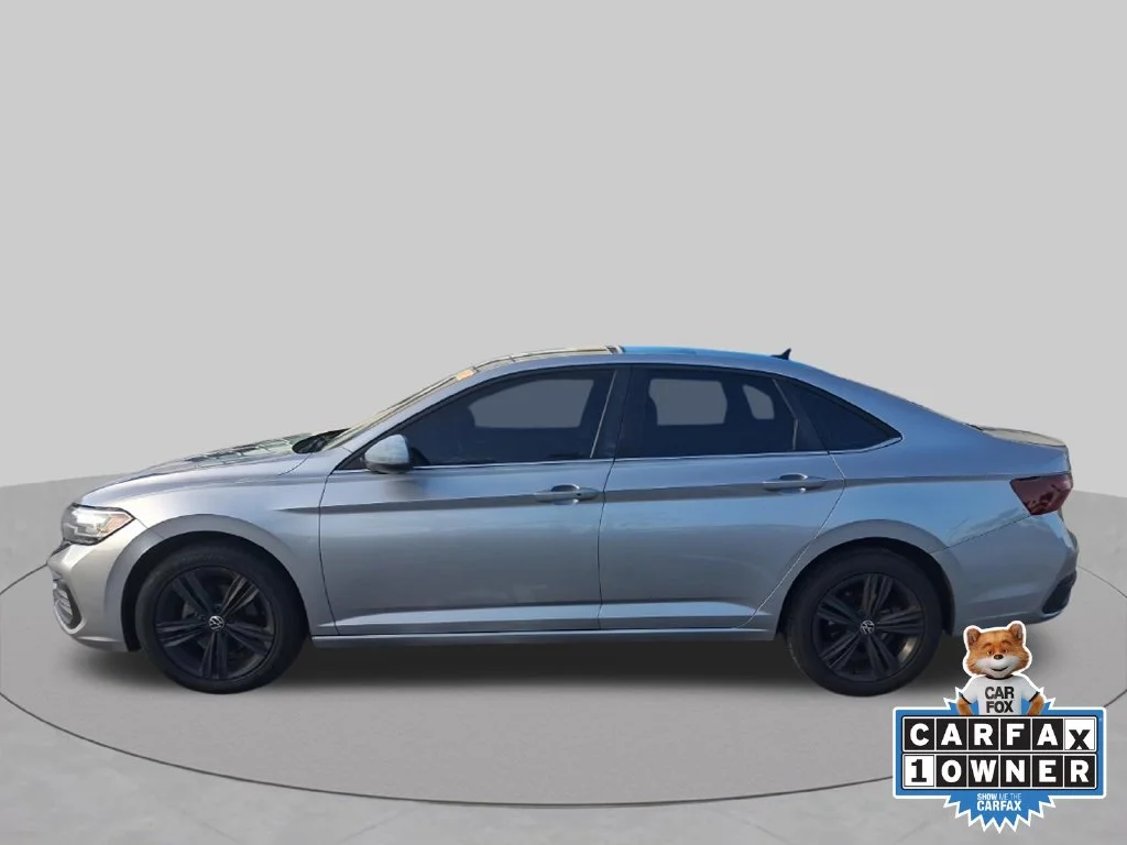 Used 2022  Volkswagen 1.5T SE image 1