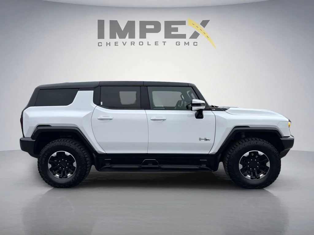 Used 2024 Interstellar White GMC 2X image 6