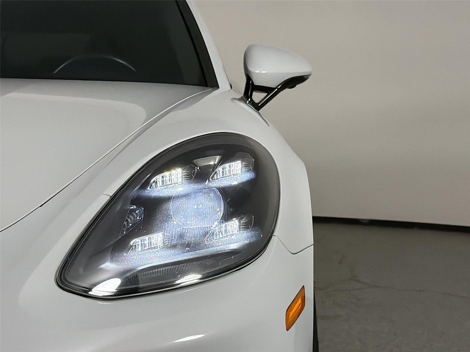 Certified Used 2023 Carrera White Metallic Porsche Platinum Edition image 15