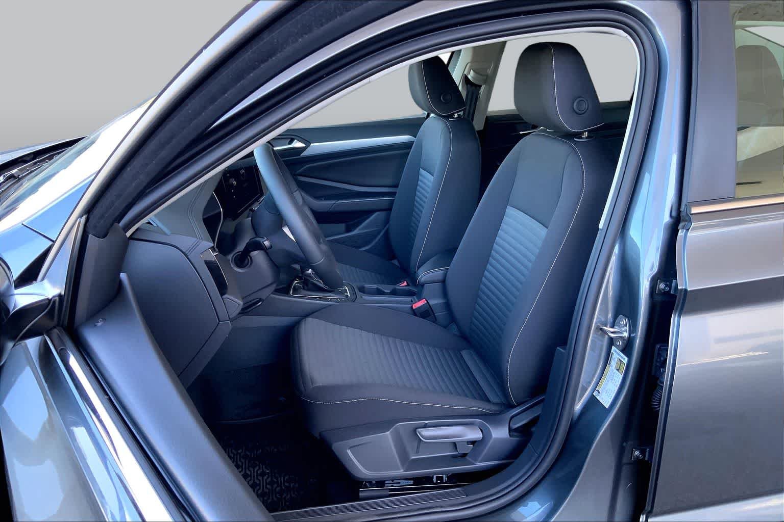 New 2026 Platinum Gray Metallic Volkswagen S image 9