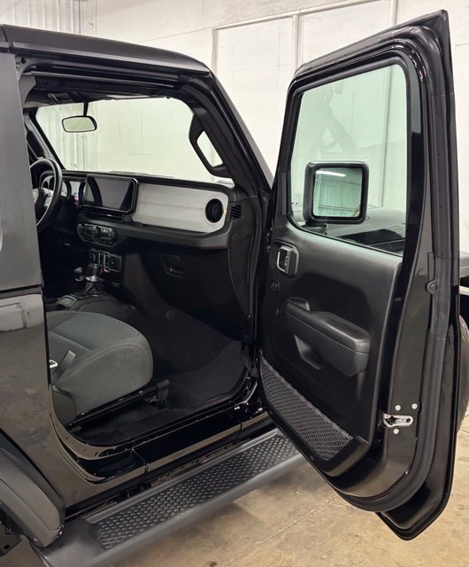 Used 2025 Black Jeep Sport image 17