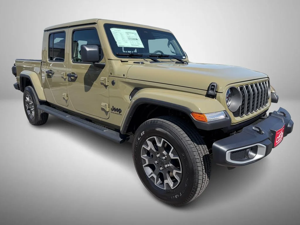 2026 Jeep Gladiator Sahara Auto's photo
