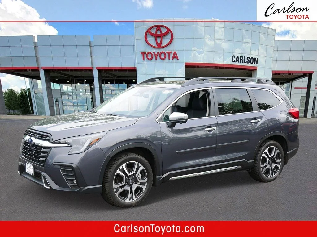 2023 Subaru Ascent Touring's photo